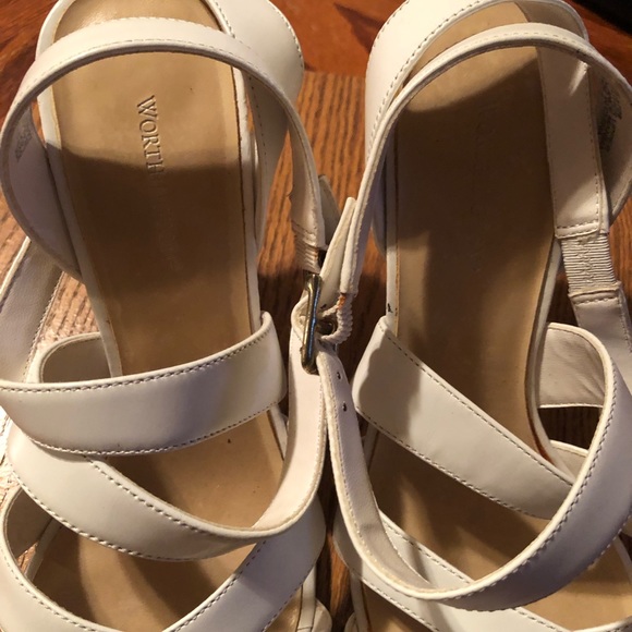 Sandals - Picture 3 of 4